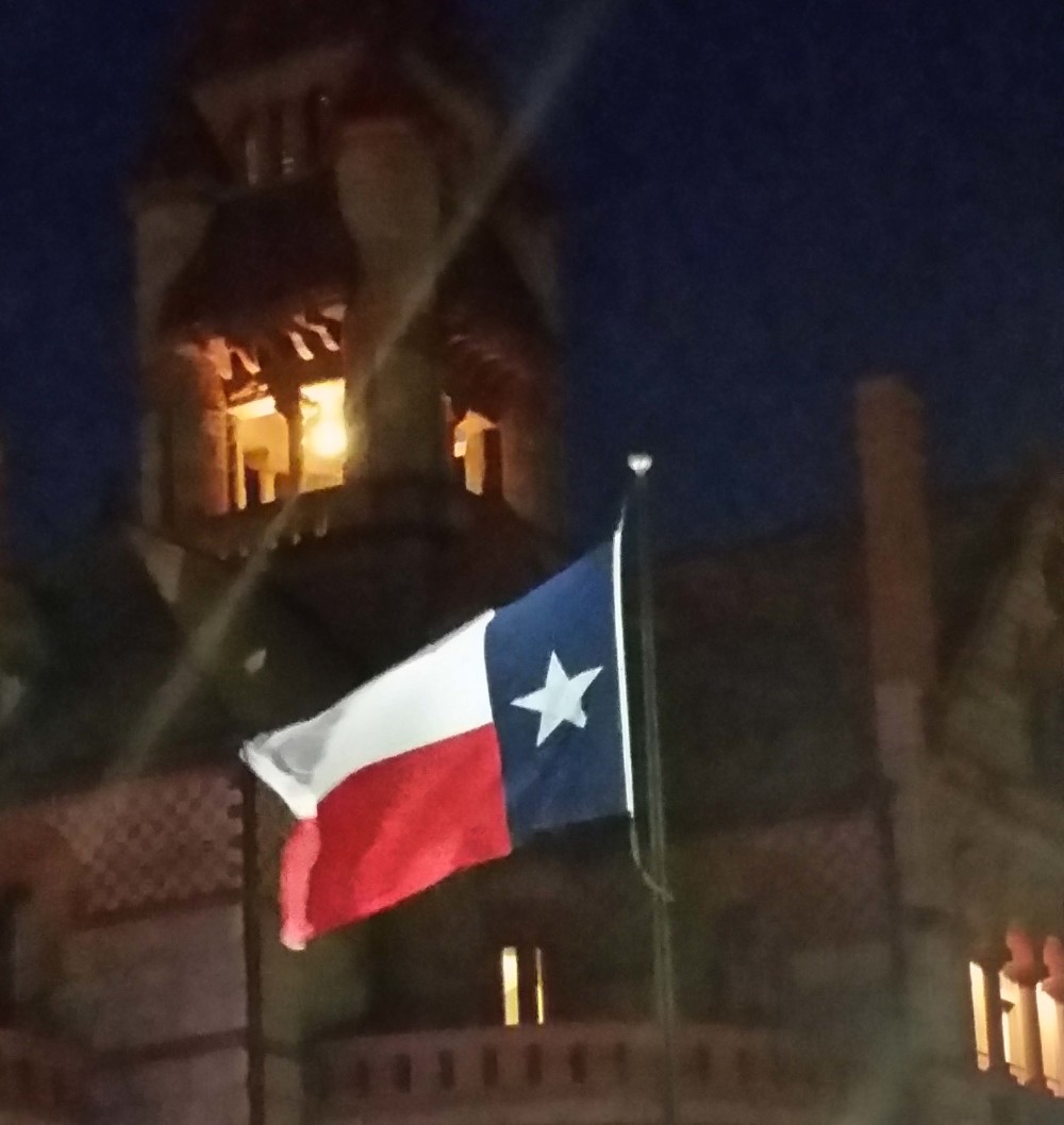 texas flag courthouse