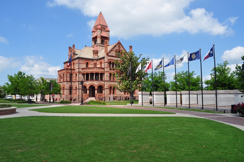 hopkins county courthouse downtown square