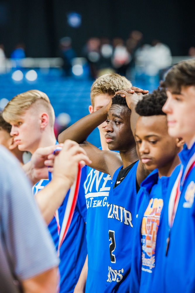 Sulphur Springs Wildcats Basketball Semifinals award tear team standing