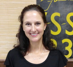 Holly Fain