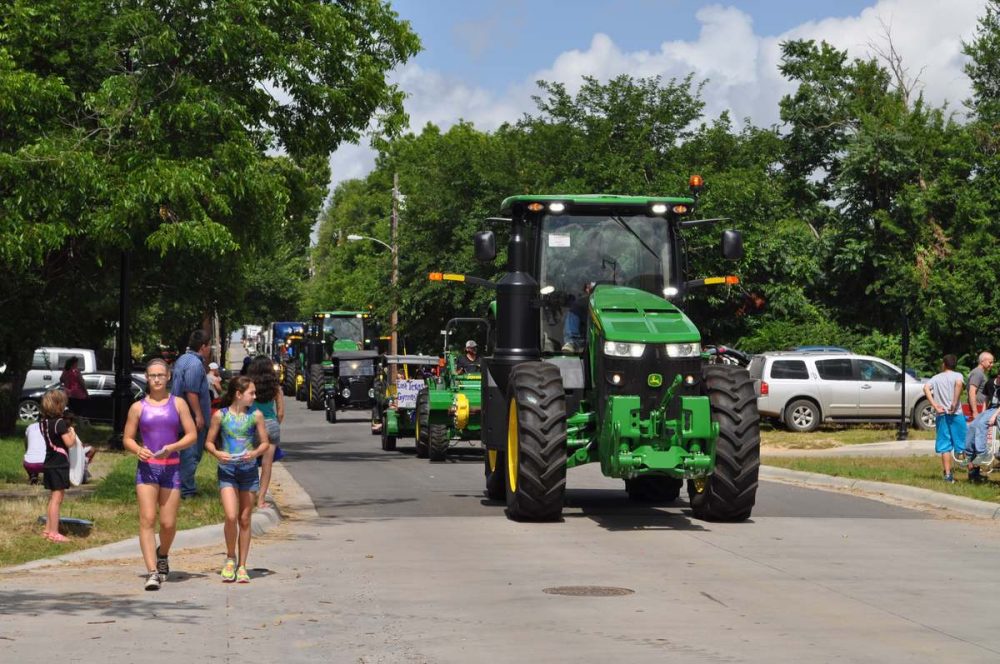 2015Parade00172