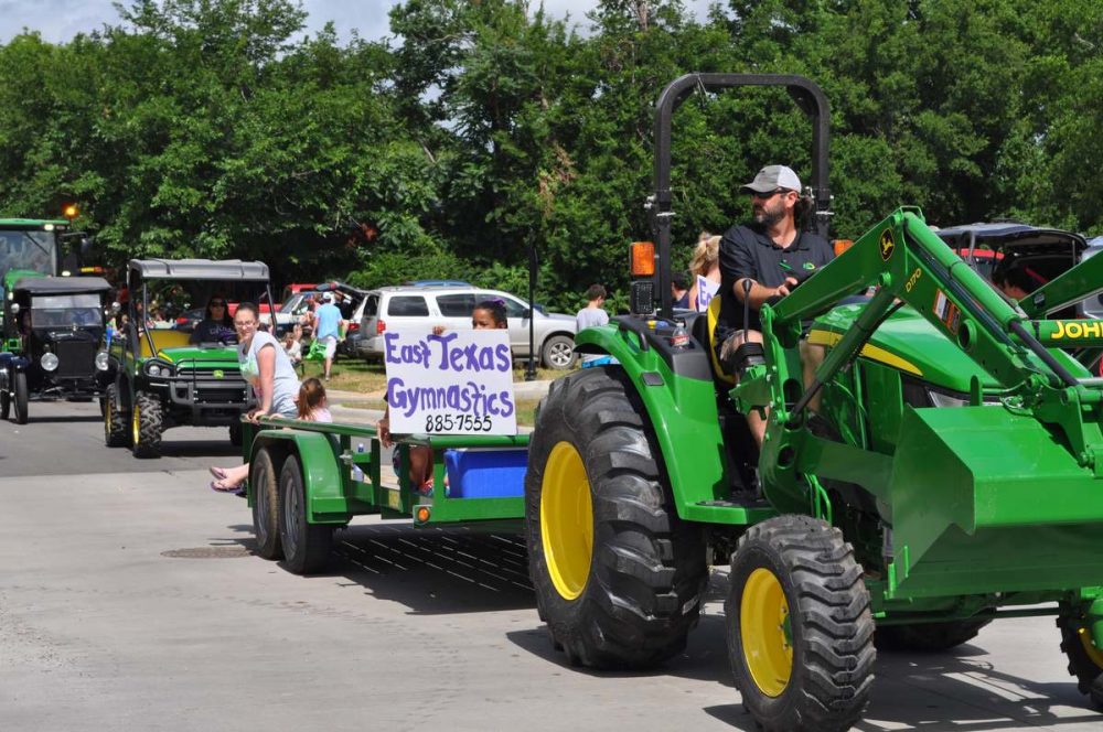 2015Parade00177