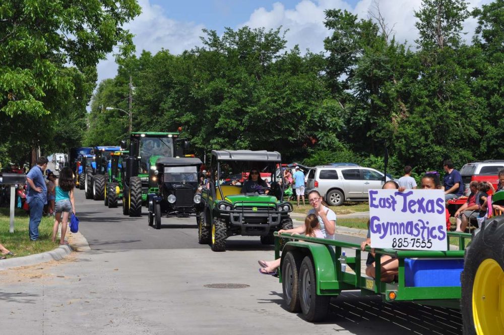 2015Parade00178