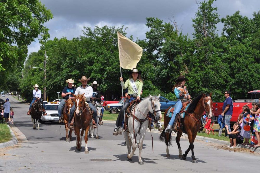 2015Parade00214