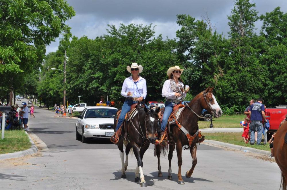 2015Parade00220