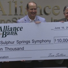 Alliance Bank, Grocery Supply Underwrites Independence Concert