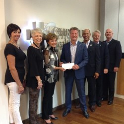Pictured: (L to R) – 2015-2016 Lights of Life Campaign Chairs: Gloria Mitchel, Polly Swatsell, Donna Rudzik CHRISTUS Health Executives: Ernie Sadau, CEO, Gene Woods, President & Chief Operating Officer, Jeff Puckett, Executive VP Strategic Alliances and Group Operations, Jeff Potter, VP Strategic Alliances and Business Development