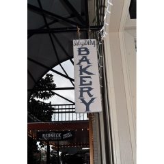 Business History Month: IdziBitsy Bakery