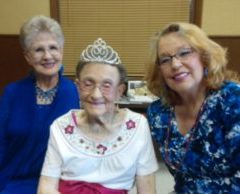 More Ms. Hopkins County Sr. Contestants!