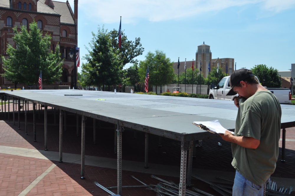 Independence day stage