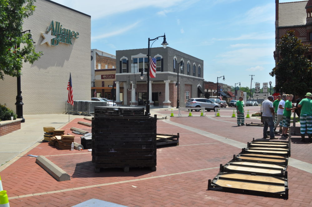 Independence day stage