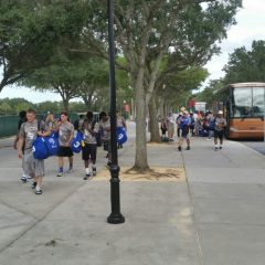 Wildcats Arrive For Meal Before Game