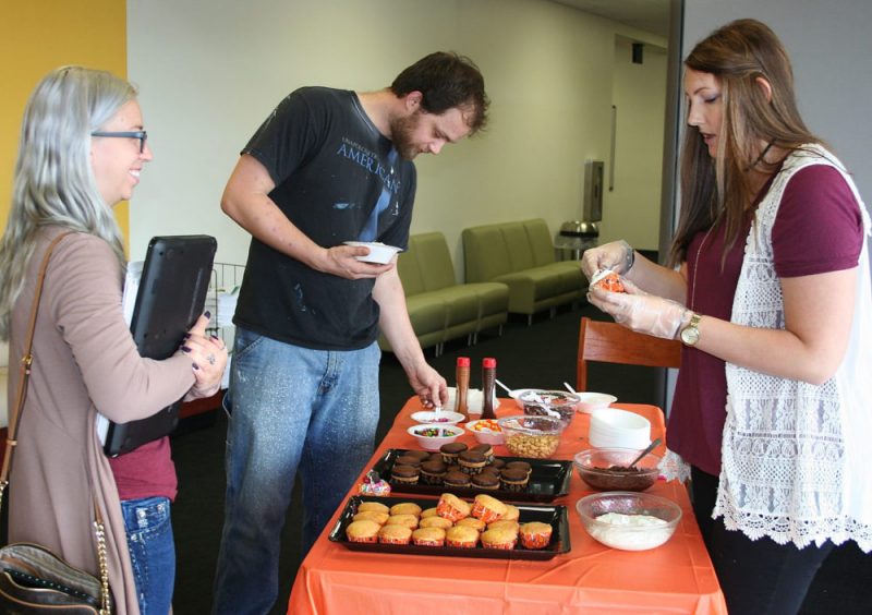 pjc-sspgs-cupcake-day-1