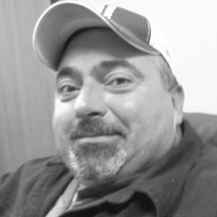 Daniel Davis