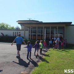 Bowie Students Visit KSST