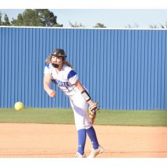 Lady Cats Defeat Texas High; One Game Out of First Place