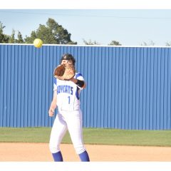 Lady Cats Softball Loss to Mt Pleasant