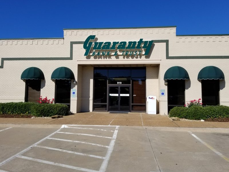 Guaranty Bank & Trust Lobbies ReOpening Ksst Radio