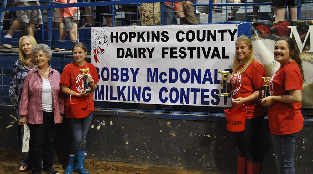 HC Dairy Festival-Bobby McDonald  Milking Contest