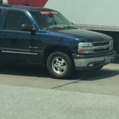 Woman Robbed in Restaurant Parking Lot