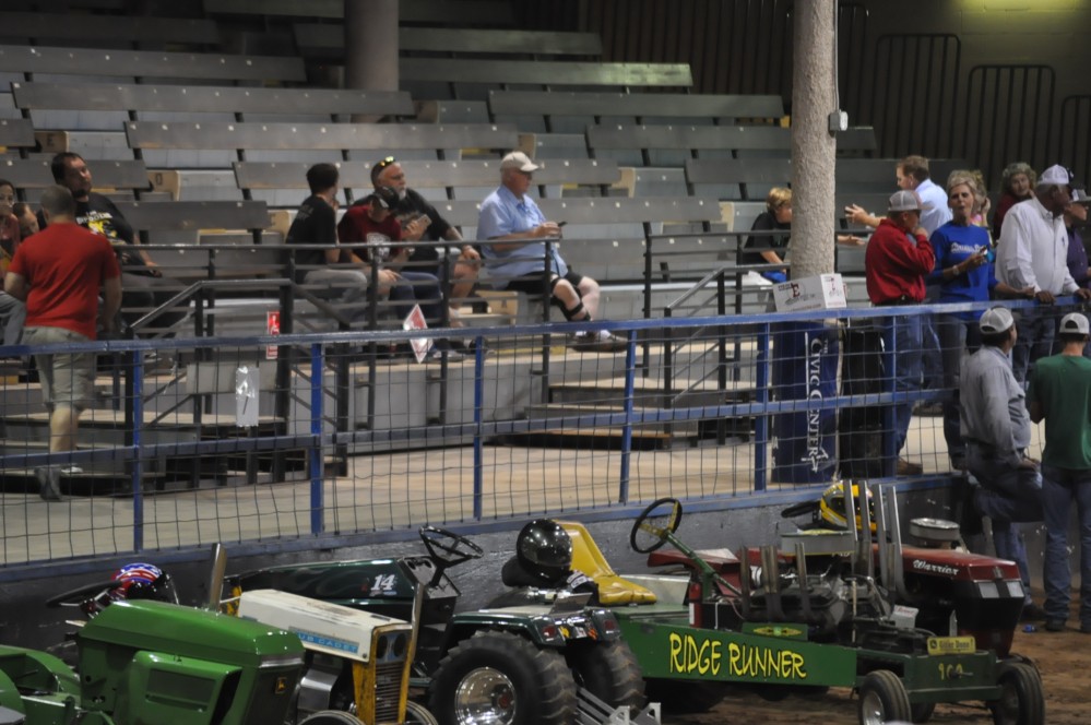 Help a Child Tractor pull 20174