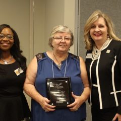 Community Chest Wins North Texas Food Bank “Excellence in Innovation” Award for REACHOut Program