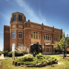 Fort Worth’s National Cowgirl Hall of Fame and Museum Inducts Reba McEntire