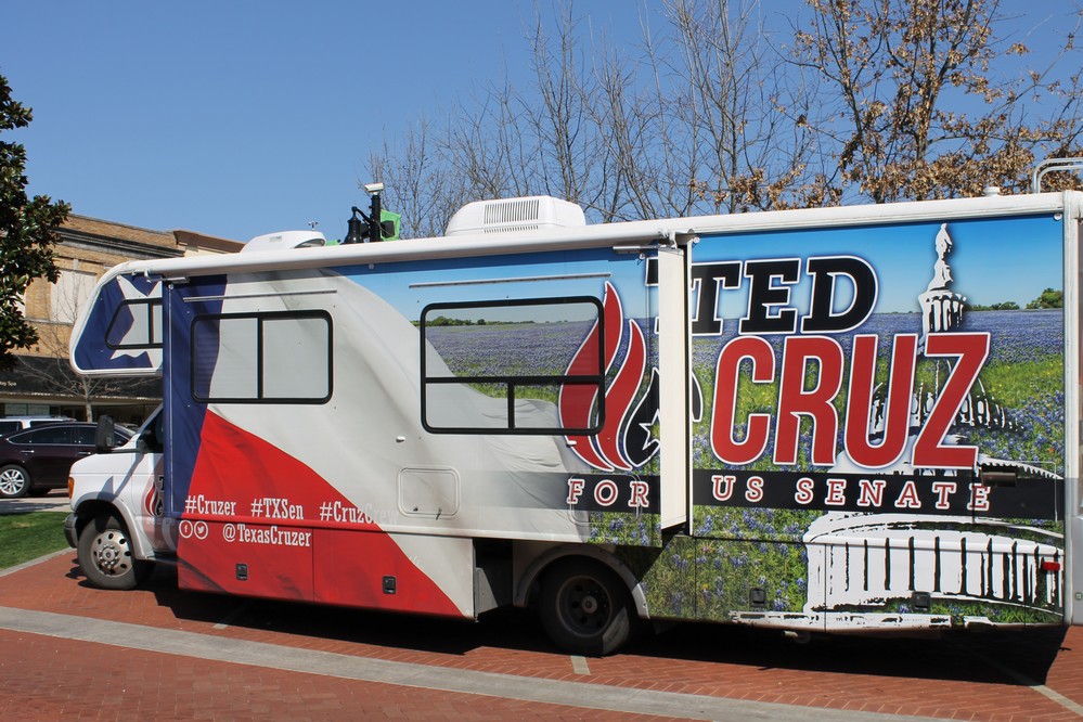 Cruz Mobile8