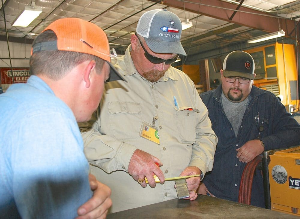 PJCSulphur Springs Welding Shop Certified 35 Welders Ksst Radio