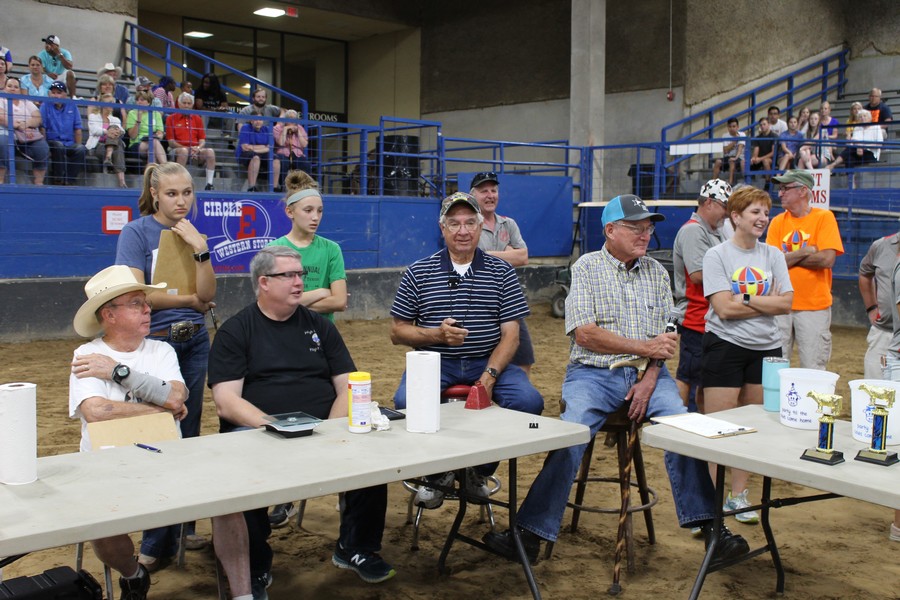 Milking Contest 15