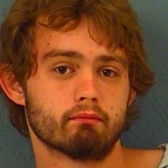 Arkansas Man Leads Deputy On High Speed Chase With Infant, Preschooler In Car