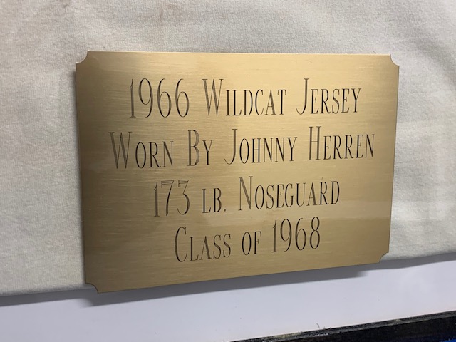 Plaque on Jersey