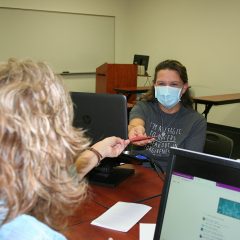 Registration at the Paris Junior College Sulphur Springs Center