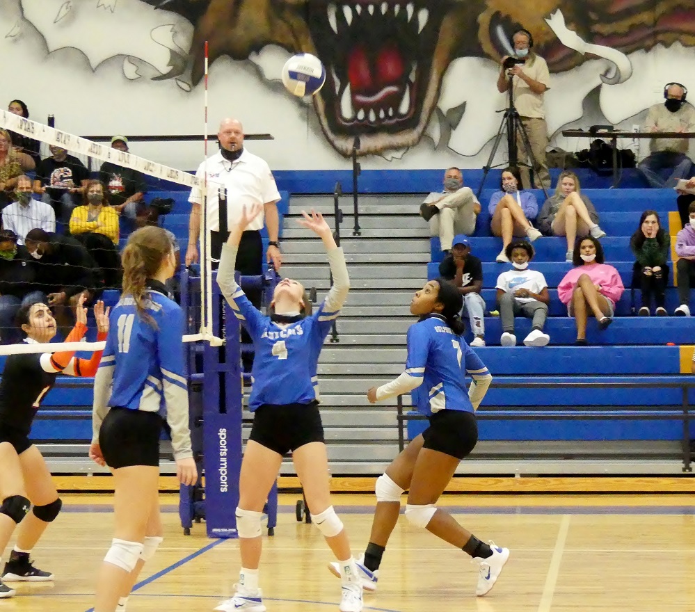 Lady Cats Volleyball vs Commerce September 2020 II