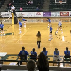 Lady Cats Volleyball Team Goes 2-2 in Edgewood Tournament