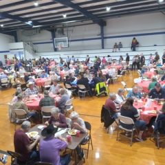 Sulphur Bluff Fundraiser for Vol. Fire Department Drew Crowds