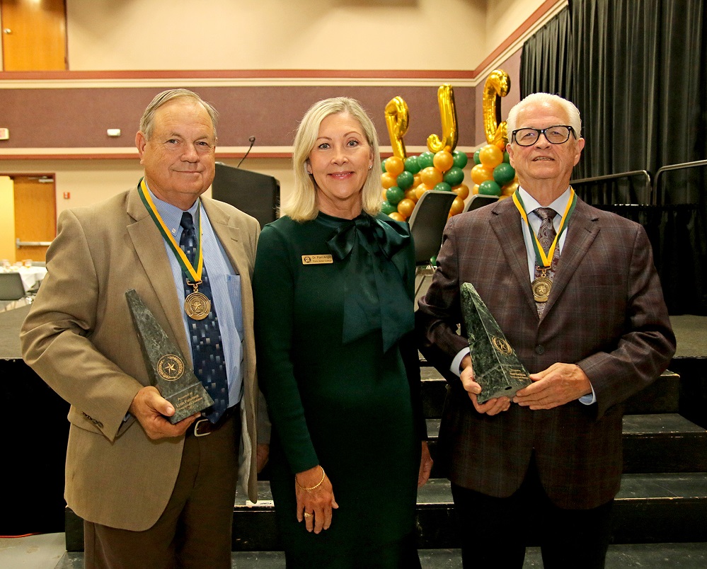 Paris Junior College Lynn Patterson (left) and Brad Hutchison (right)