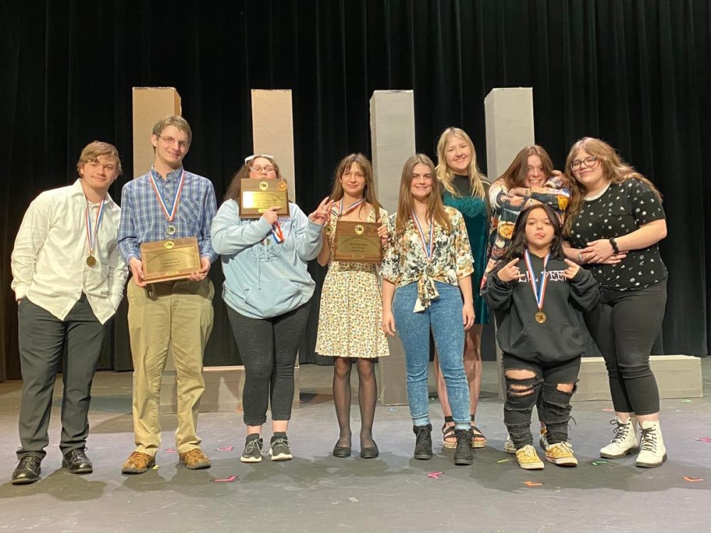 Yantis High School Advances To BiDistrict OAP Contest, Students Earn 7