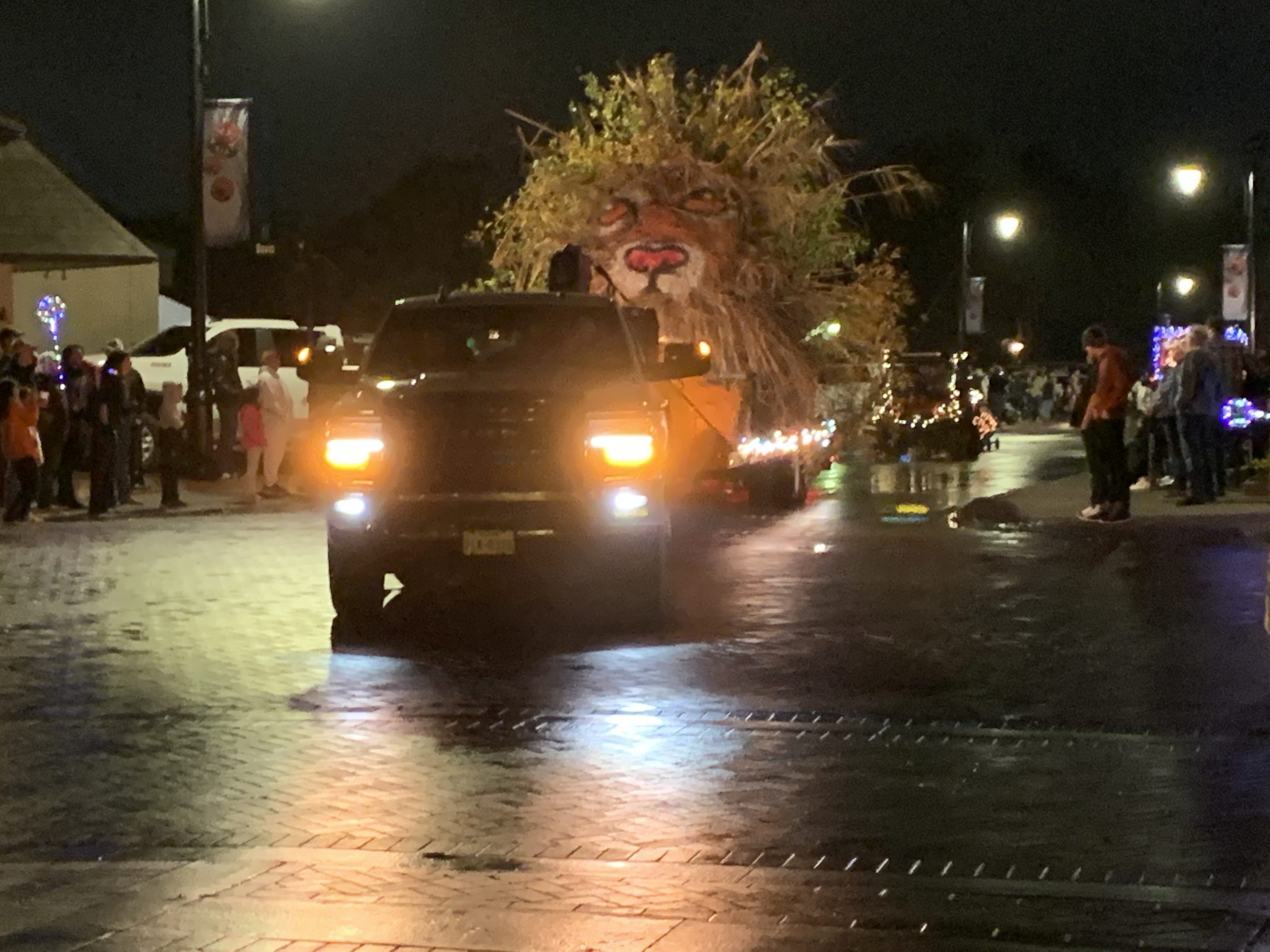 Sulphur Springs Lit Up With Holiday Cheer For Annual Christmas Parade