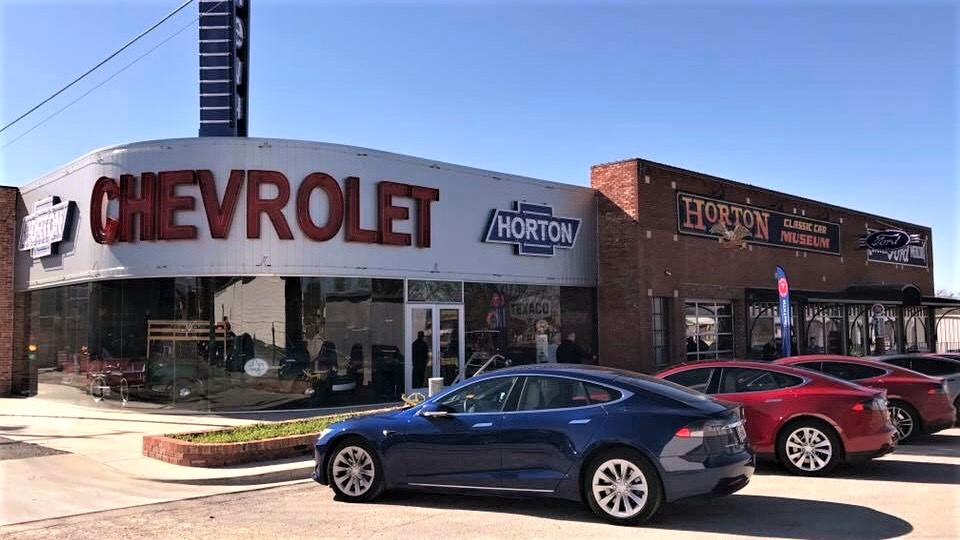 Horton Classic Car Museum Auctions Off Classic Cars Ksst Radio