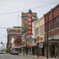 Governor Abbott Announces Film Friendly Texas Designation For City Of Paris
