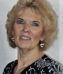 Sandra Mathis Divin