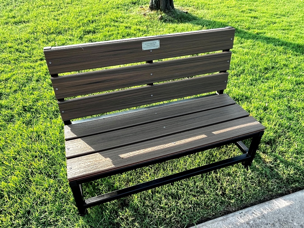 new replacement bench at the Gardens at Memorial Gardens