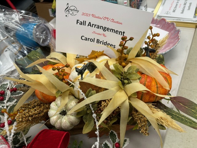 Fall arrangement 2023 Symphony Auction