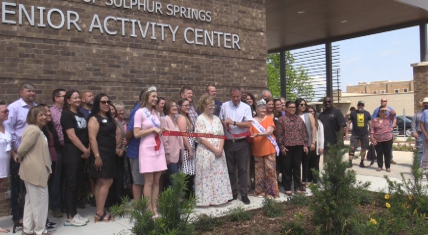 Ribbon Cutting at the SR Center