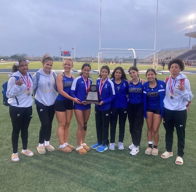 SSHS Lady Cats Track and Field Team in Paris Texas April 2025