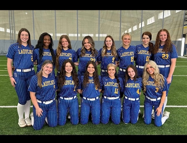 2025 Sulphur Springs Lady Cats Softball team Picture is from SSISDs facebook page