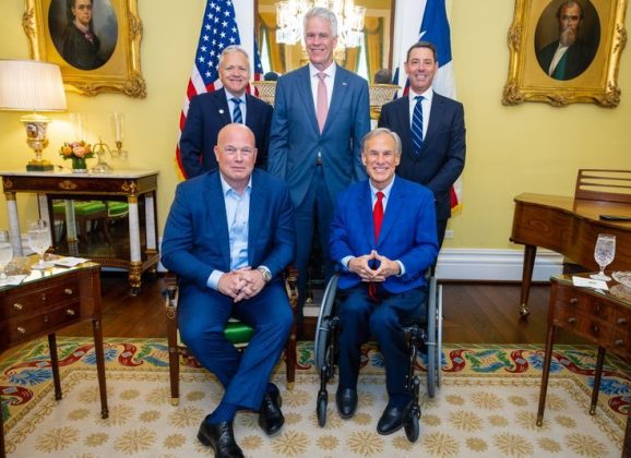 Abbott Meets With US Ambassador Delegation