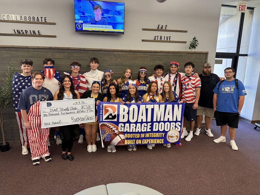 Boatman Garage Doors donates to Dial Study Club Homecoming September 2026